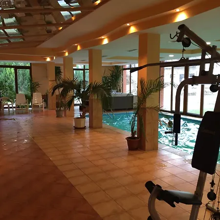 Dorina Wellness アパート シオーフォク